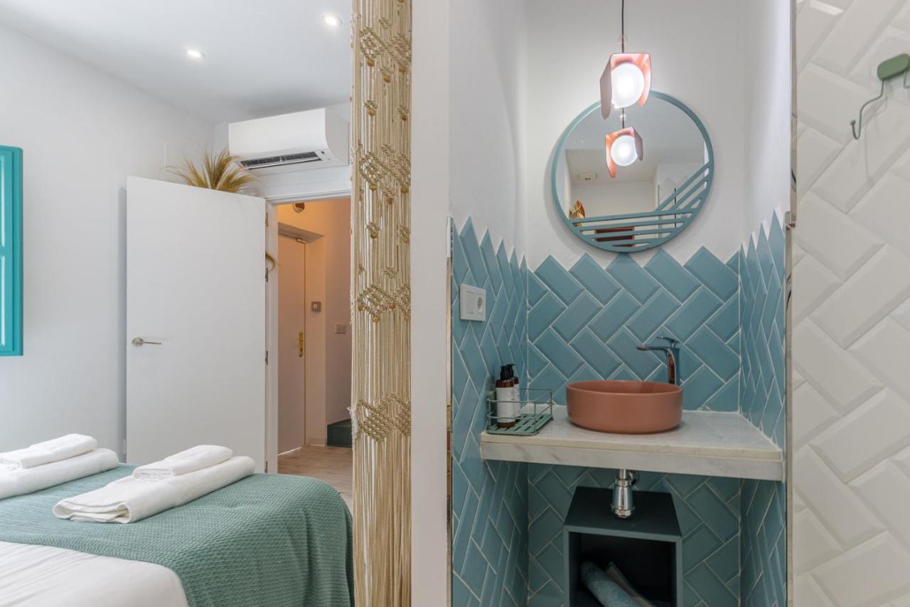 Petite Maison Lili By Caleta Homes مالقة المظهر الخارجي الصورة